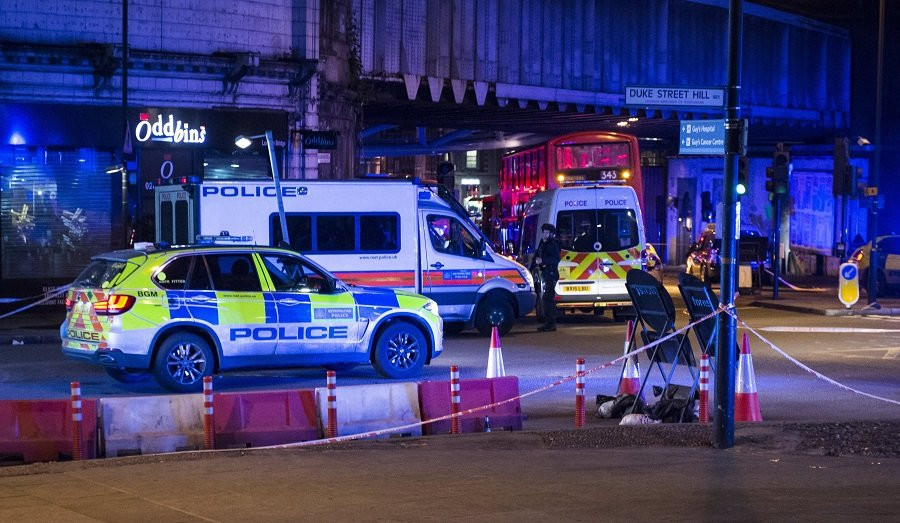 Aumentan a 7 muertos y 48 los heridos por el atentado terrorista en Londres