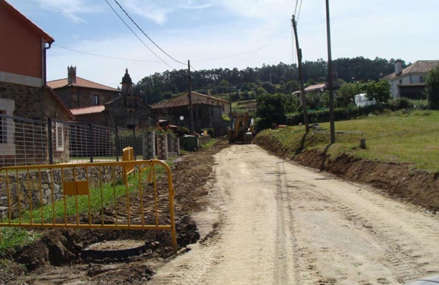 La instalación del saneamiento  en Cullergondo cuesta al gobierno local abegondés 300.000 euros