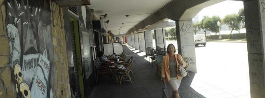 Vecinos del Orzán alegarán contra las terrazas en pubs por afectar a su descanso