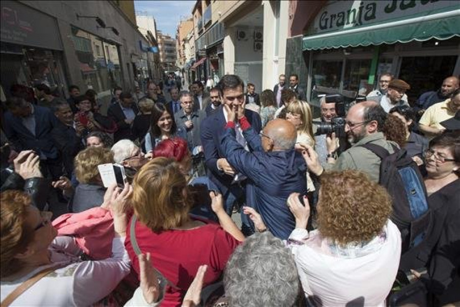 Sánchez se compromete a que Barcelona sea sede de "instituciones del Estado"