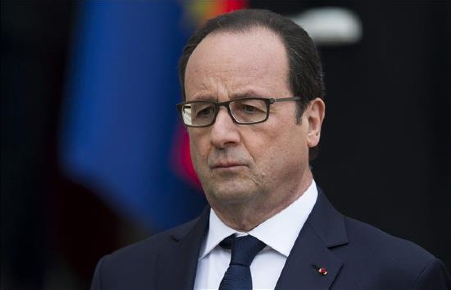 El primer ministro francés descarta que haya supervivientes en el accidente