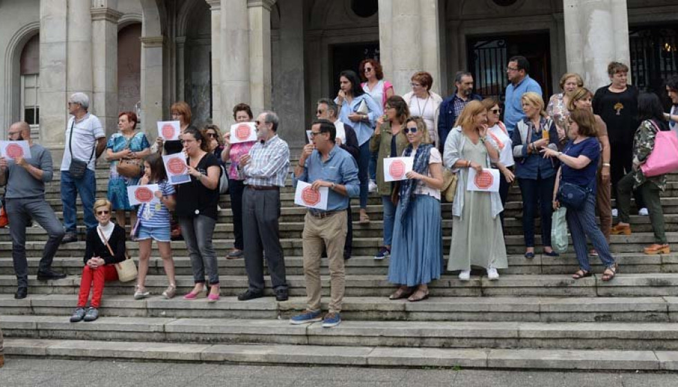 Pitadas contra el alcalde de Ferrol por la desaparición del parking de Armas