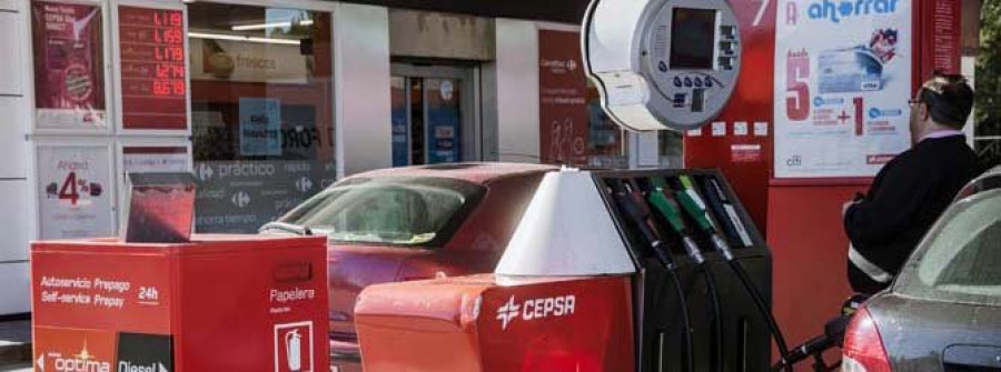 La inflación se estanca en el  0% al bajar una décima por la caída del precio de la gasolina