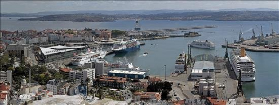 El puerto de A Coruña despide mañana a tres buques de la flotilla de la OTAN