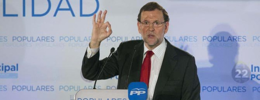 Rajoy dialogará con Mas y con el PSOE y pide a Sánchez que se deje de eslóganes