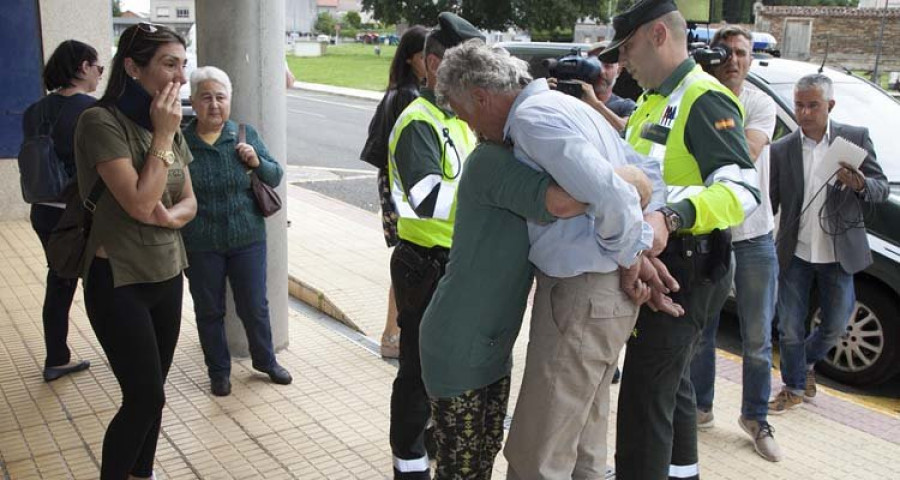 Prisión sin fianza para el conductor que atropelló a un policía en Carballo