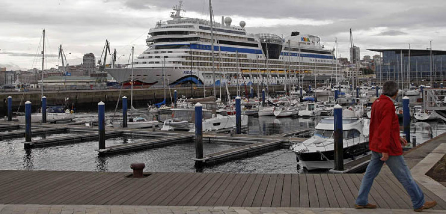El Puerto pacta la visita de al menos 180.000 cruceristas durante 2018