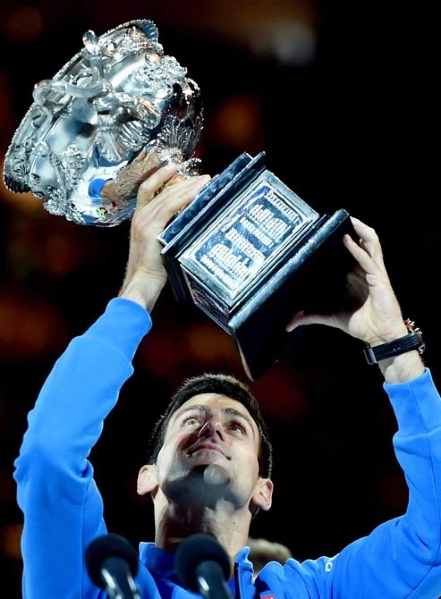Djokovic frustra a Murray  y logra su quinta corona