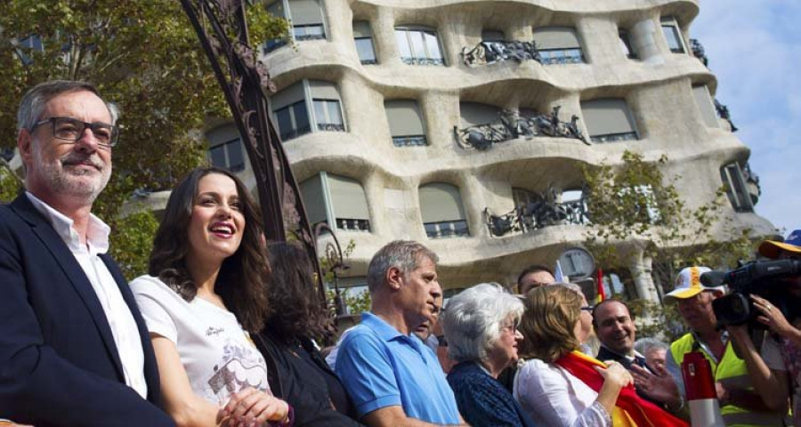 Cs no iniciará conversaciones para gobernar porque no hablará con ERC ni JxCat