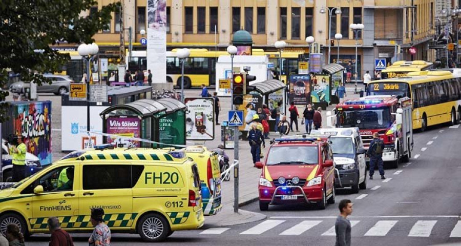 Un joven mata con un cuchillo a dos personas en una ciudad de Finlandia