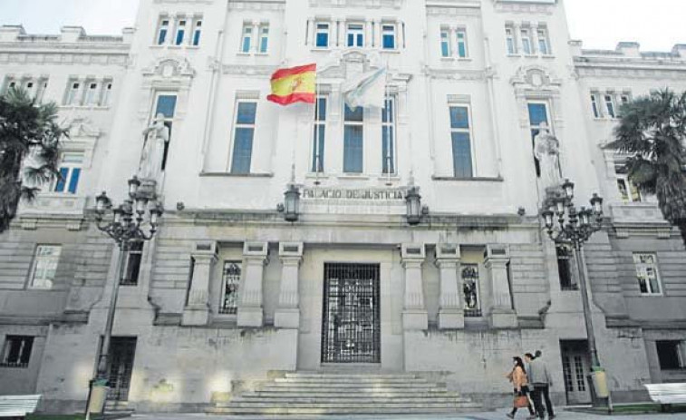 Condenado a siete años de cárcel un hombre por intentar matar a su compañero de piso en A Coruña