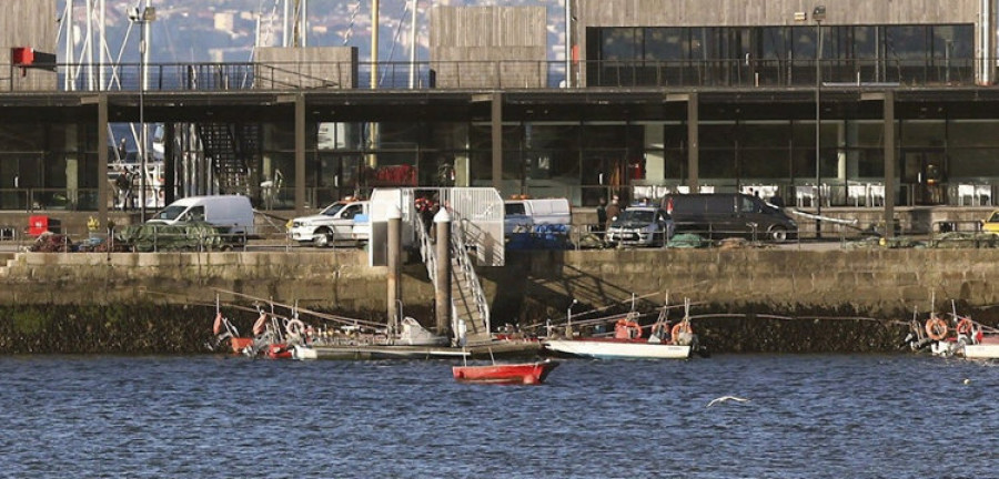 Dos muertos y un desaparecido tras hundirse un pesquero en ría de Pontevedra