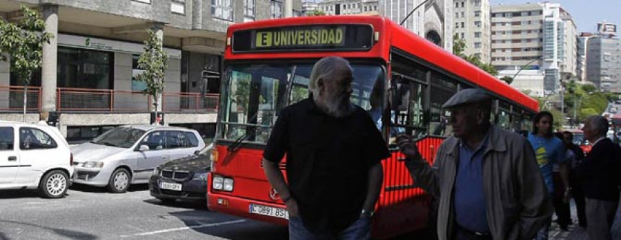 El billete del bus universitario también subirá tres céntimos