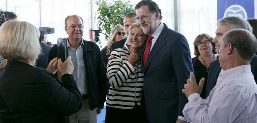 Rajoy avisa a Sánchez de que Podemos le “está mojando la oreja”