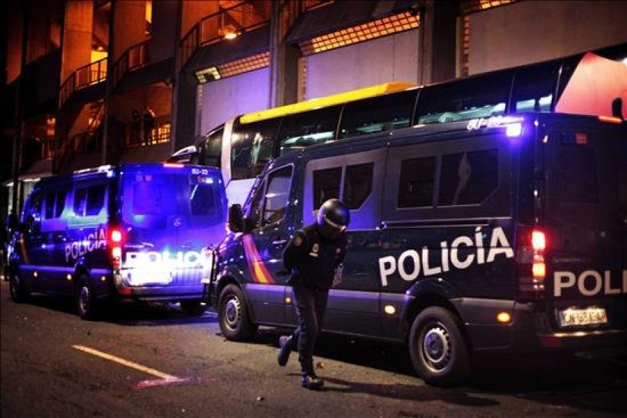 Un dispositivo de seguridad de 450 personas para el partido Deportivo-Atlético