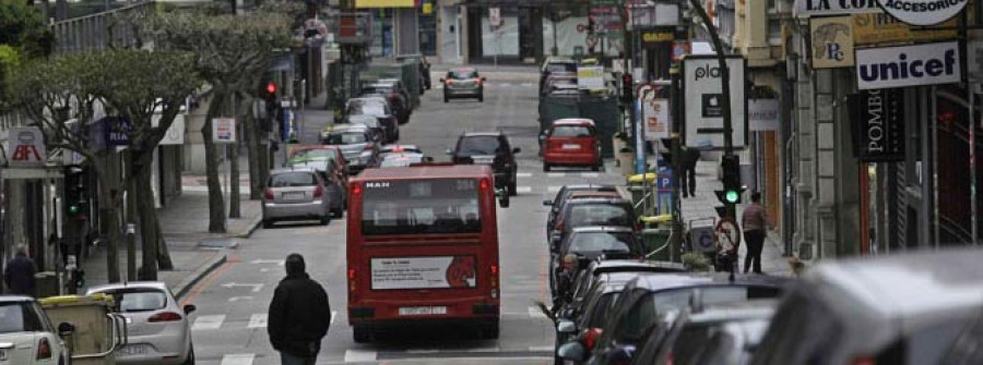 El Ayuntamiento impone casi 20 multas al día desde la entrada en servicio de la Vía Prioritaria