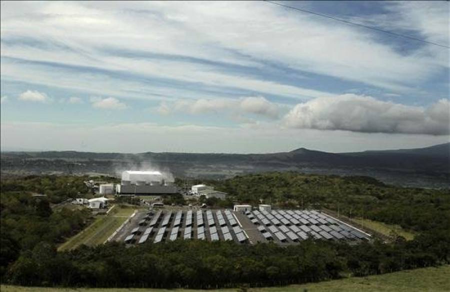 Bolivia activa su primera planta solar, ubicada en región amazónica de Pando