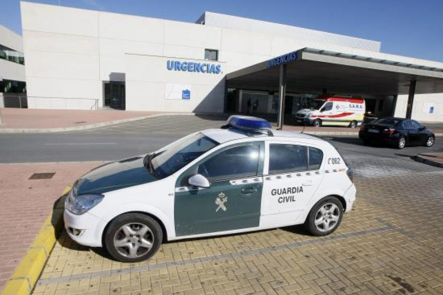 Hacen la autopsia al bebé degollado en Torrevieja y la madre sigue ingresada