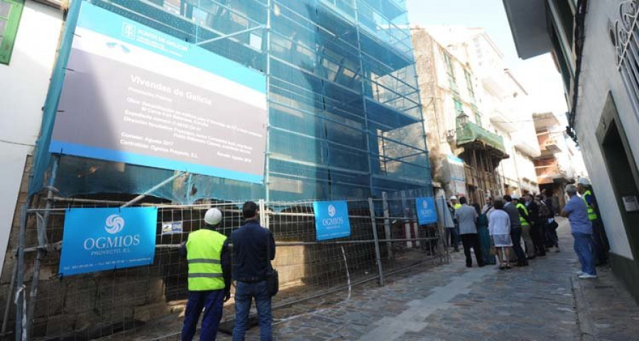 Betanzos inicia una campaña de concienciación entre los dueños de edificios del casco antiguo