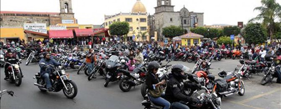 Feridas tres persoas atropeladas nunha concentración de motos en Vilagarcía de Arousa (Pontevedra)
