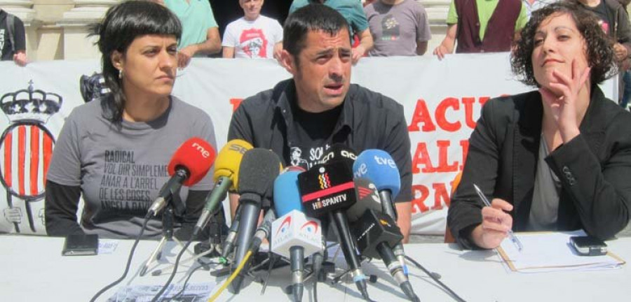 La CUP exige a Puigdemont un referéndum unilateral en el primer semestre de 2017