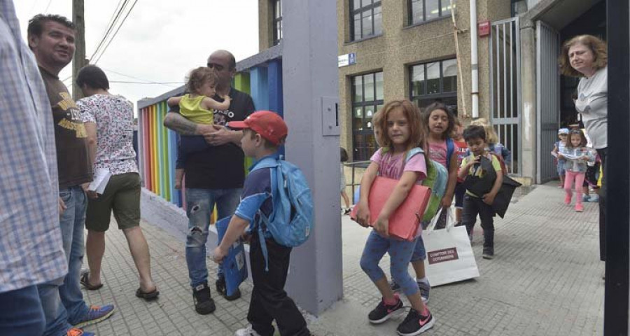 Reportaje | La suerte de asistir a un colegio con un buen banco de libros