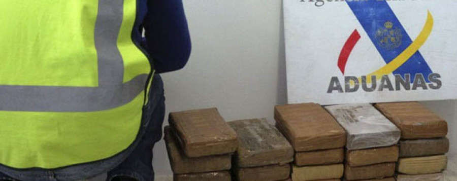 Requisan 36 kilos de cocaína en un contenedor de pescado llegado al puerto de Vigo