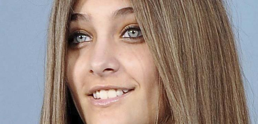 La hija de Michael Jackson apoya a su madre que padece cáncer