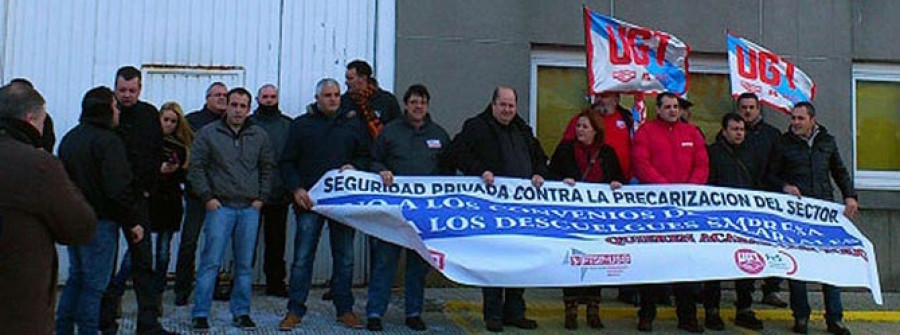 Los vigilantes inician nuevas protestas contra la retirada del convenio colectivo