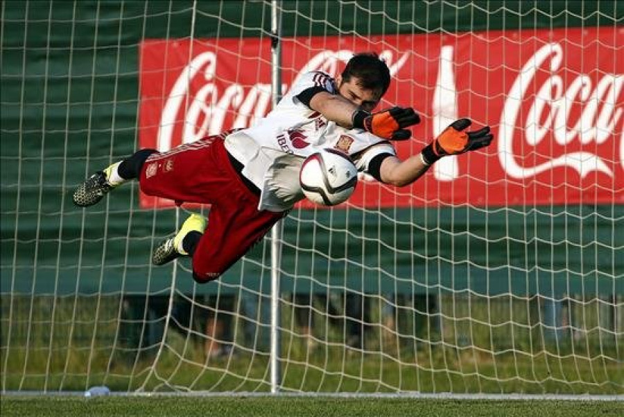 Casillas tiene una oferta para fichar por el Oporto