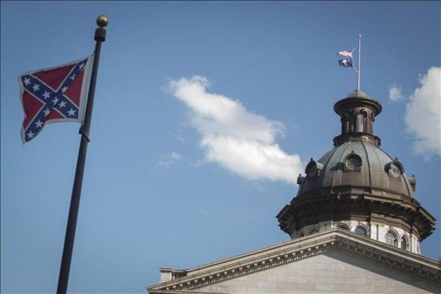 Arriada la bandera confederada en el Capitolio de Carolina del Sur