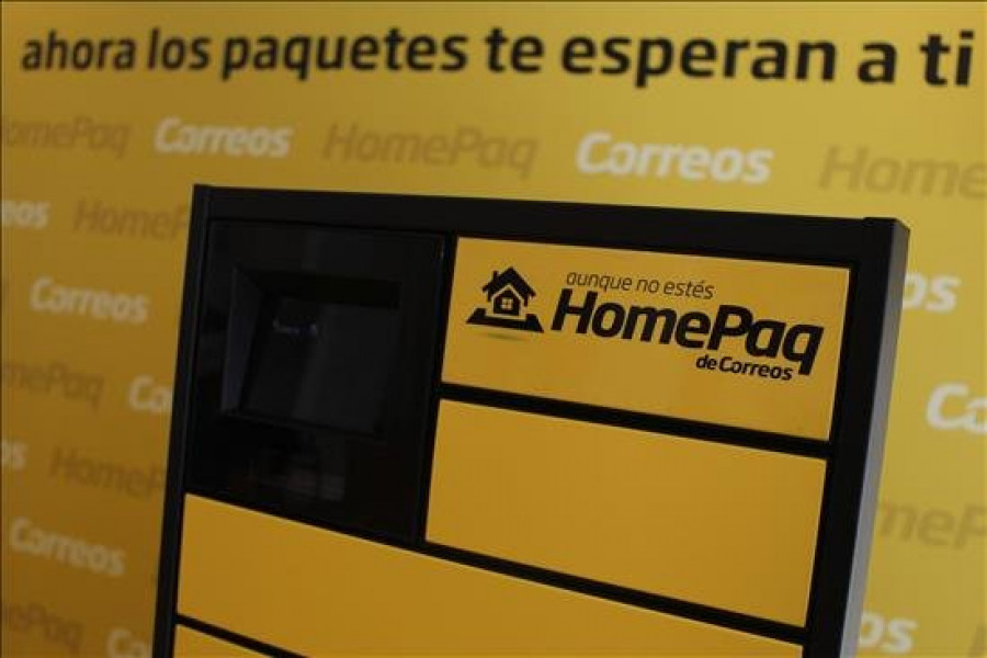 Correos instala 500 cajeros para recoger paquetes y comprará otros 5.000