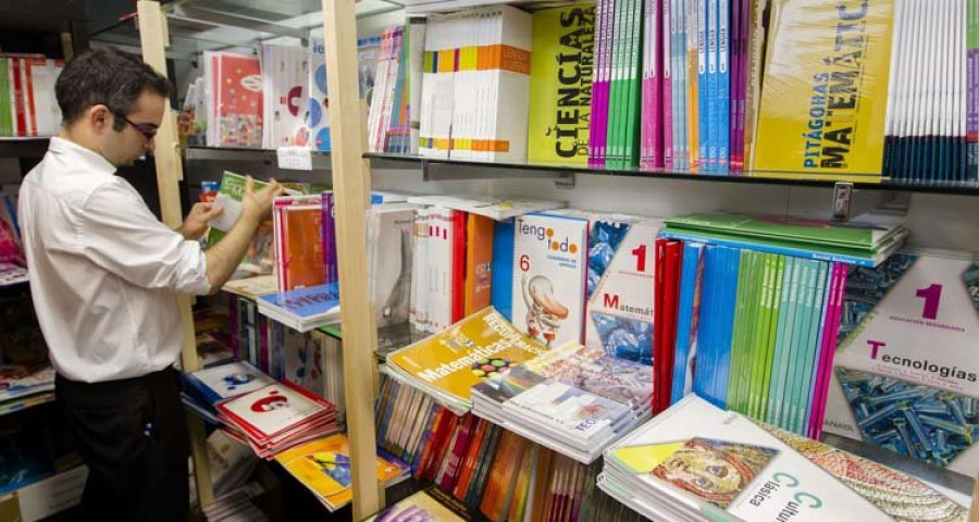 Educación abre el plazo para pedir las ayudas para comprar libros de texto