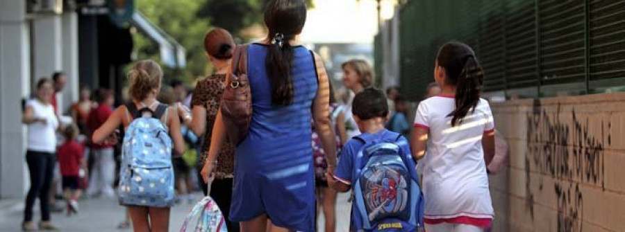 Aumentan los colegios en España que no celebran el día de la madre ni el del padre