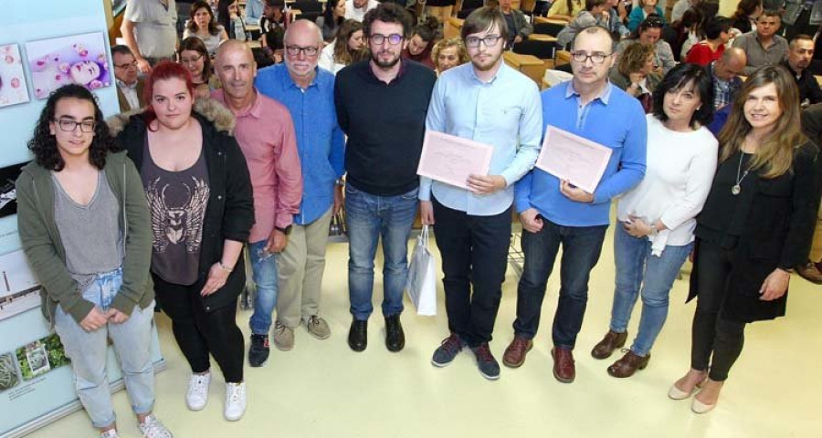 El IES Monelos hace entrega de los premios del concurso Xurxo Lobato