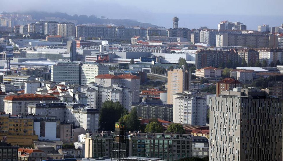 El entorno urbano de A Coruña destaca como el de mayor densidad poblacional de Galicia