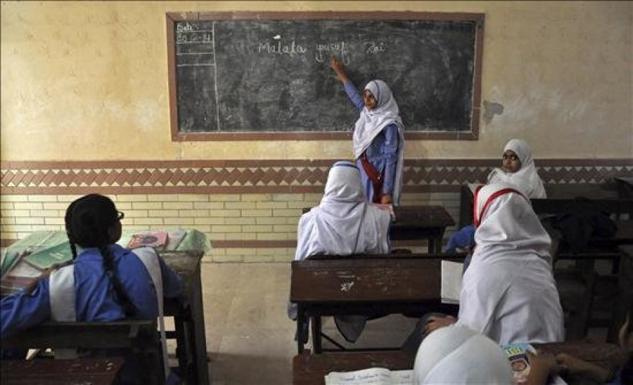 3 muertos y 28 heridos en un ataque contra una escuela en Pakistán