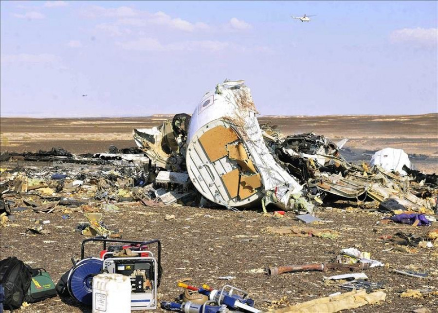 Rusia dice que cajas negras del avión sólo han sufrido "daños menores"