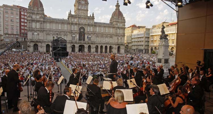 La OSG homenajea en su concierto de María Pita a las víctimas de los atentados de Barcelona y Cambrils