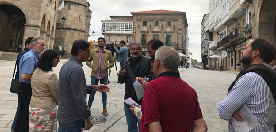 El Consorcio estrena con una visita por Betanzos las rutas de Lloréns