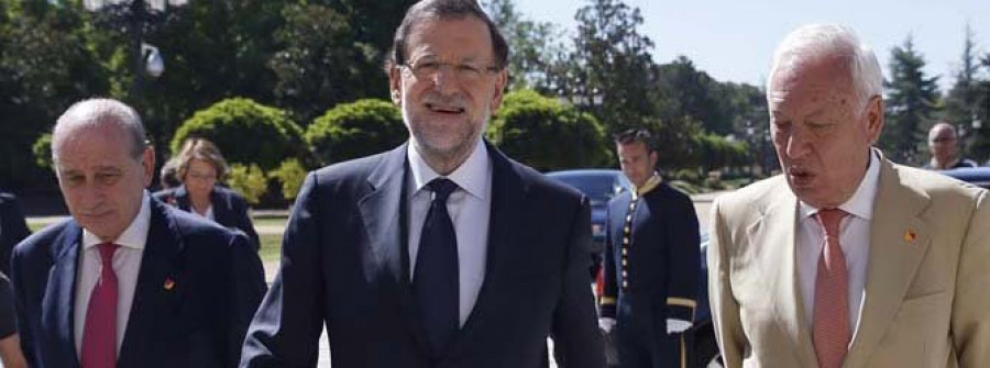 La actividad parlamentaria de este mes condiciona el veraneo de Mariano Rajoy y sus ministros