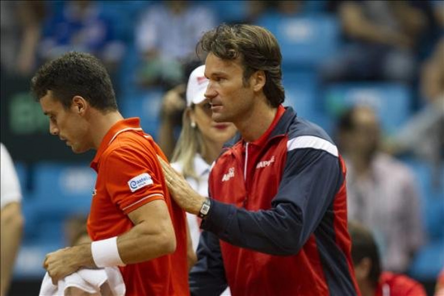 Carlos Moyà no seguirá como capitán español de Copa Davis