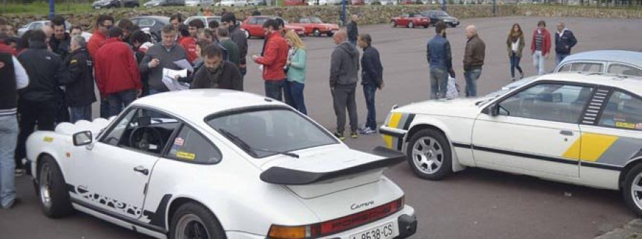 Culleredo celebró el II Rally de Vehículos Históricos  por las calles del municipio