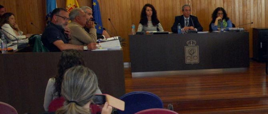 UxC y PSOE deciden iniciar el proceso para establecer un pacto de gobierno