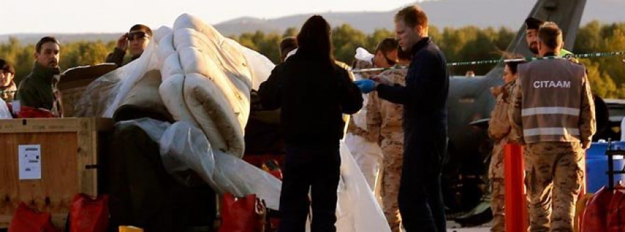 Comienza el levantamiento de los cadáveres de los fallecidos  en el accidente del F-16 griego