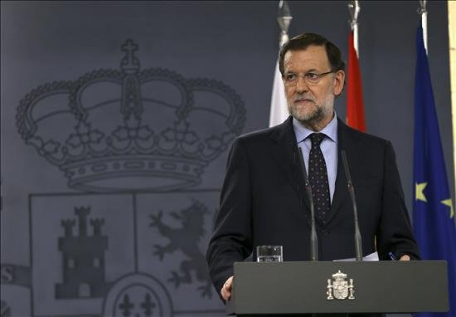 Rajoy advierte del cambio real en Europa que augura Tsipras si ganara Podemos