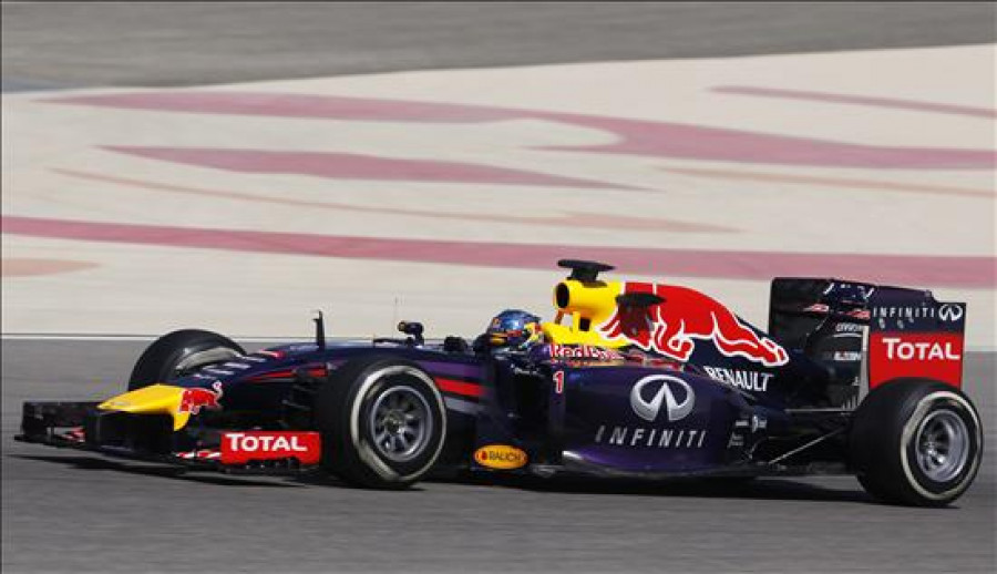 Mercedes ruge, Alonso sólido con Ferrari y Vettel sufre con su Red Bull