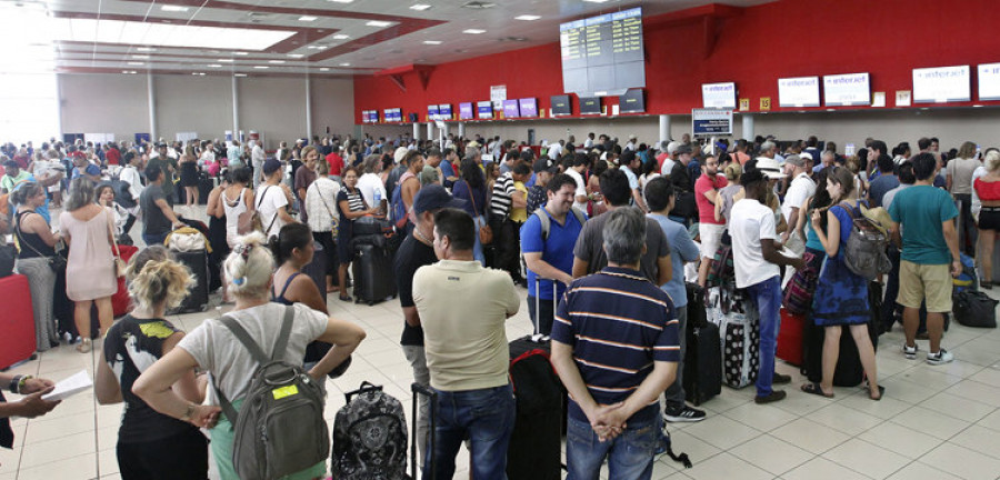 El huracán “Irma” deja aislados a miles de turistas españoles en Cuba