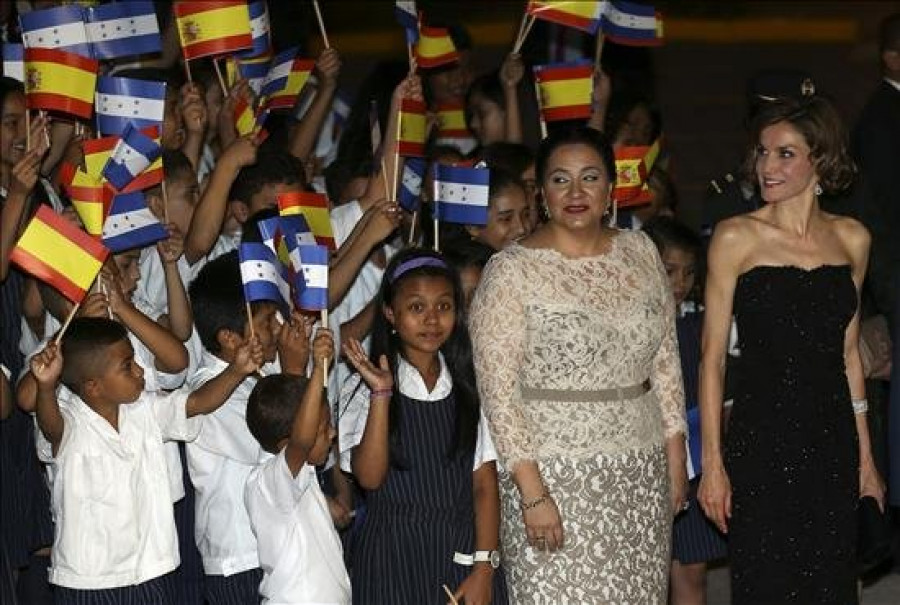 La reina Letizia valora en Honduras la utilidad de los proyectos de cooperación