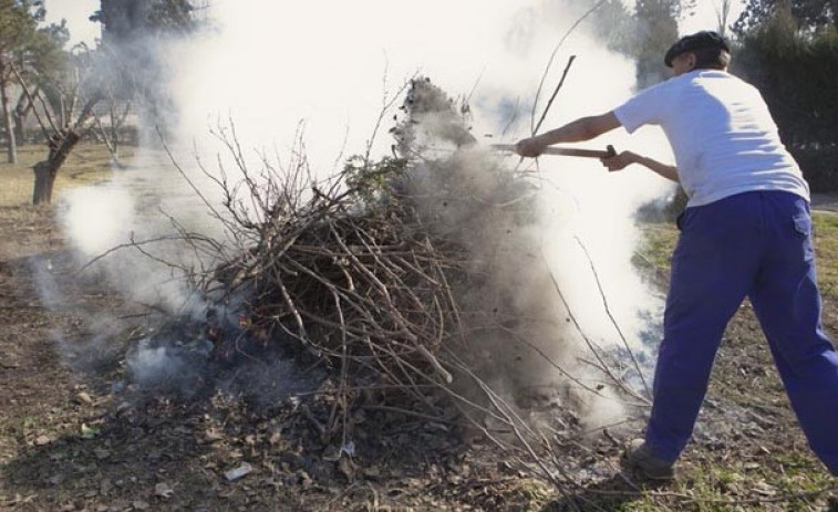 La Xunta prohíbe desde las quemas agrícolas y forestales debido a las condiciones meteorológicas